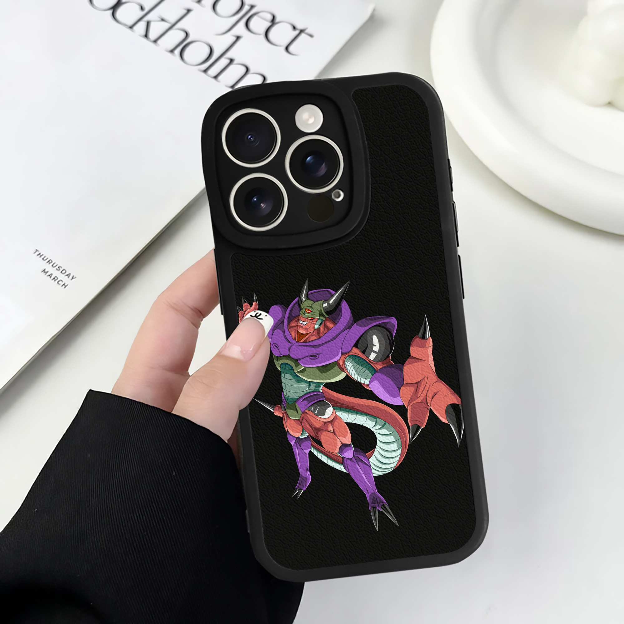 （画像用） ドラゴンボール ジャネンバ DRAGON BALL Janemba 【iPhone 16シリーズ対応】シリコンスマホケース（レザー調） 材質：シリコン